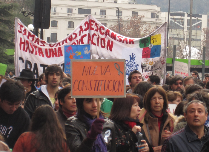 Chile: Forderung nach neuer Verfassung - Foto: Quetzal, cs